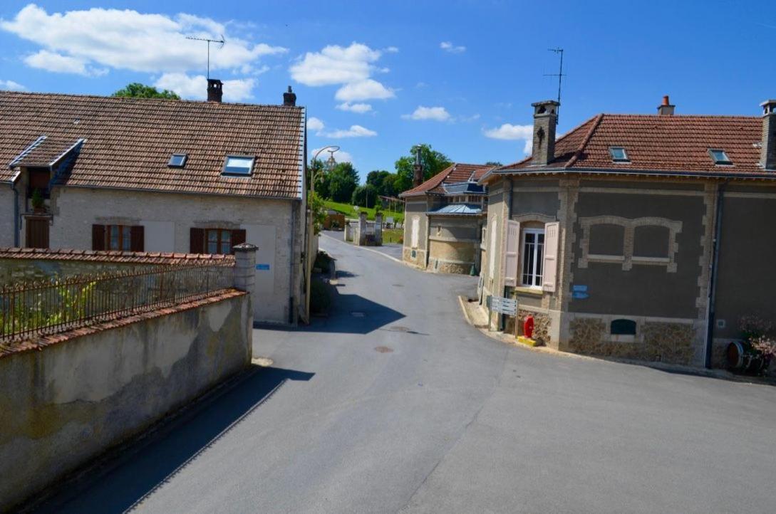 Gite Saint Martin Villa Pargny-les-Reims Exteriör bild